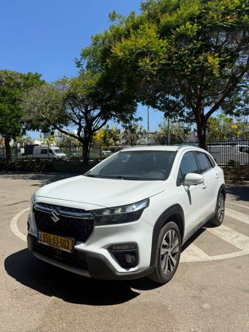 סוזוקי S-CROSS