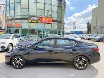 ניסאן סנטרה