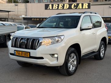 טויוטה לנד קרוזר