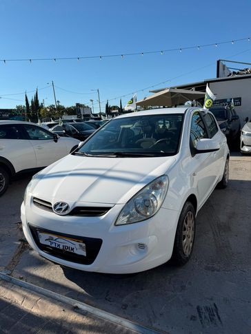 יונדאי I20