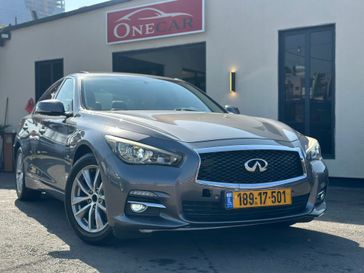 אינפיניטי Q50