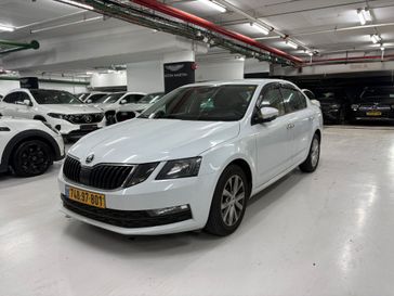 סקודה אוקטביה