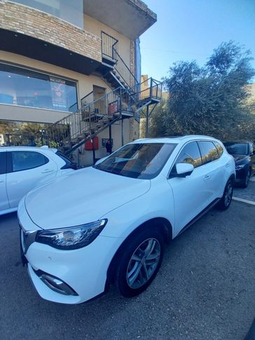 יונדאי איוניק