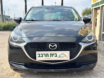 מזדה 2
