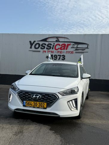 יונדאי איוניק