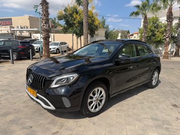 מרצדס GLA קלאס