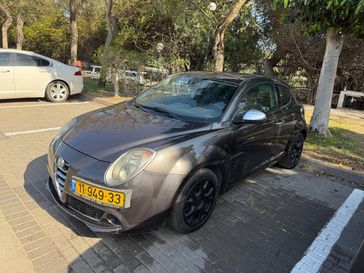 אלפא רומיאו מיטו