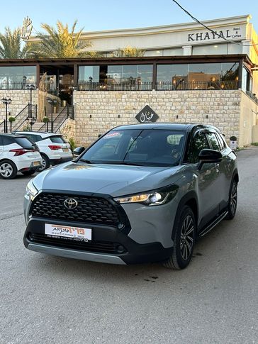 טויוטה קורולה קרוס