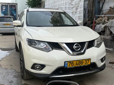 ניסאן X TRAIL