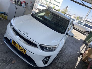קיה סטוניק