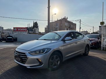 יונדאי אלנטרה