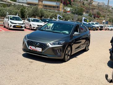 יונדאי איוניק