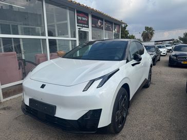 לינק אנד קו LYNKCO 02