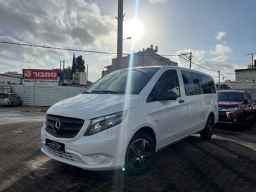 מרצדס ויטו / V קלאס