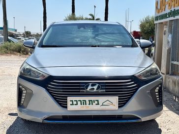 יונדאי איוניק