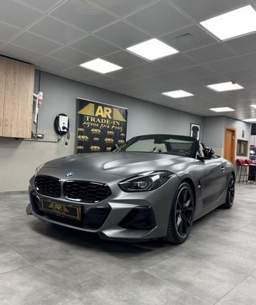 ב מ וו Z4