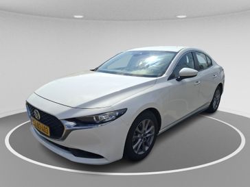 מזדה 3