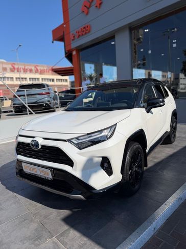 טויוטה RAV4