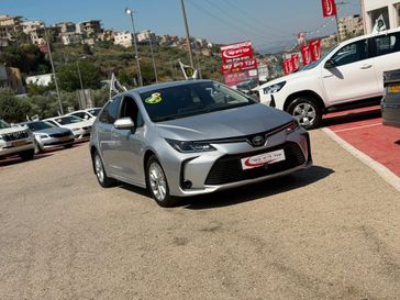 טויוטה קורולה