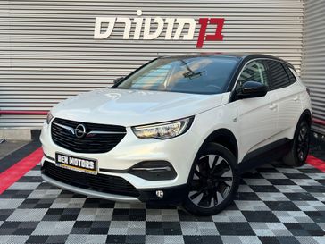 אופל גרנדלנד-X