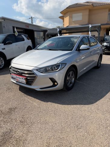 יונדאי אלנטרה