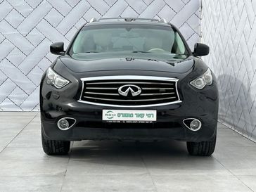 אינפיניטי QX70