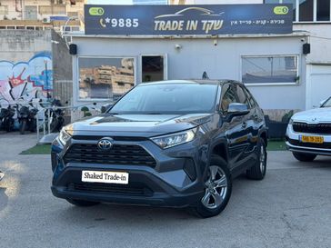 טויוטה RAV4