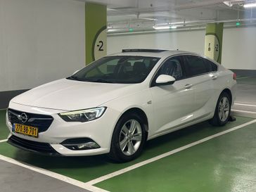 אופל אינסיגניה