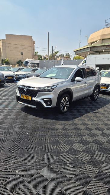 סוזוקי S-CROSS