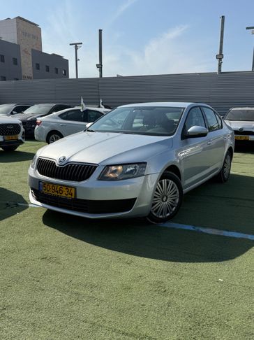 סקודה אוקטביה