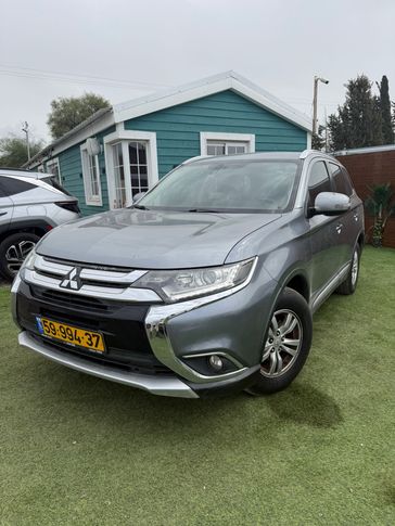 מיצובישי אאוטלנדר