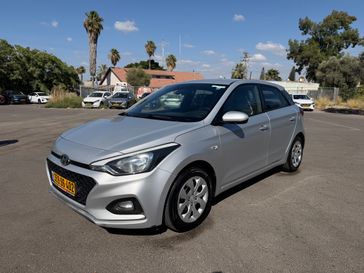 יונדאי I20