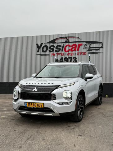 מיצובישי אאוטלנדר