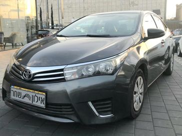 טויוטה קורולה