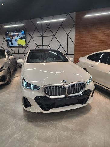 ב מ וו סדרה 5