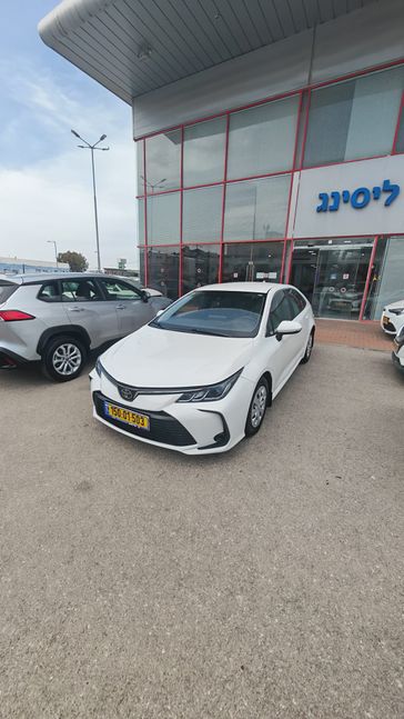 טויוטה קורולה