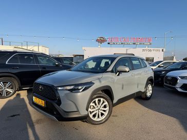 טויוטה קורולה קרוס