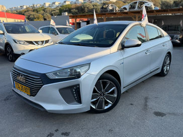 יונדאי איוניק