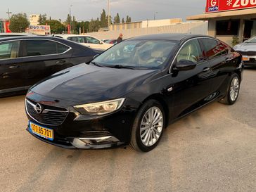 אופל אינסיגניה