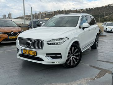 וולבו XC90