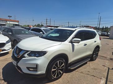 ניסאן X TRAIL