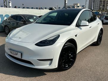 טסלה MODEL Y