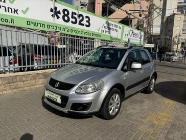 סוזוקי SX4