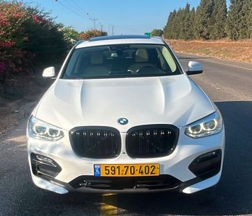 ב מ וו X4