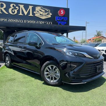 טויוטה סיינה