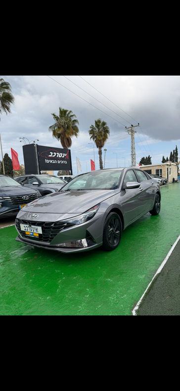 יונדאי אלנטרה