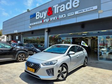 יונדאי איוניק