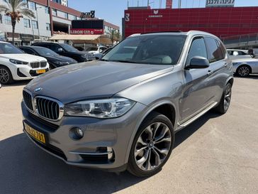 ב מ וו X5