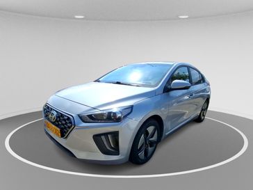 יונדאי איוניק