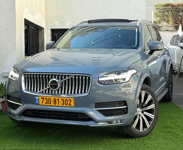 וולבו XC90